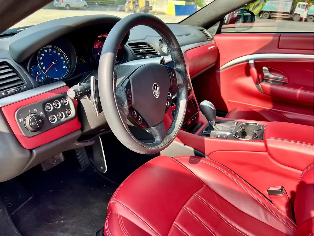 2007 Maserati GranTurismo 4.2L 405HP V8 6AT,autocango,china used car exporter,china ev exporter,chinese used car exporter,chinese used ev exporter