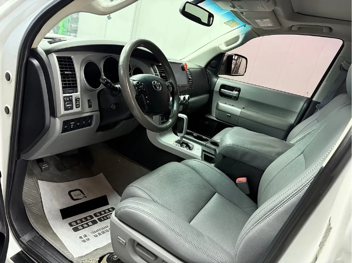 2010 Toyota Sequoia 5.7L 386HP V8 6AT,autocango,china used car exporter,china ev exporter,chinese used car exporter,chinese used ev exporter