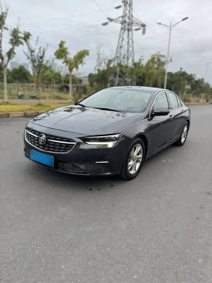 2021 Buick Regal 1.5T 169HP L4 9AT