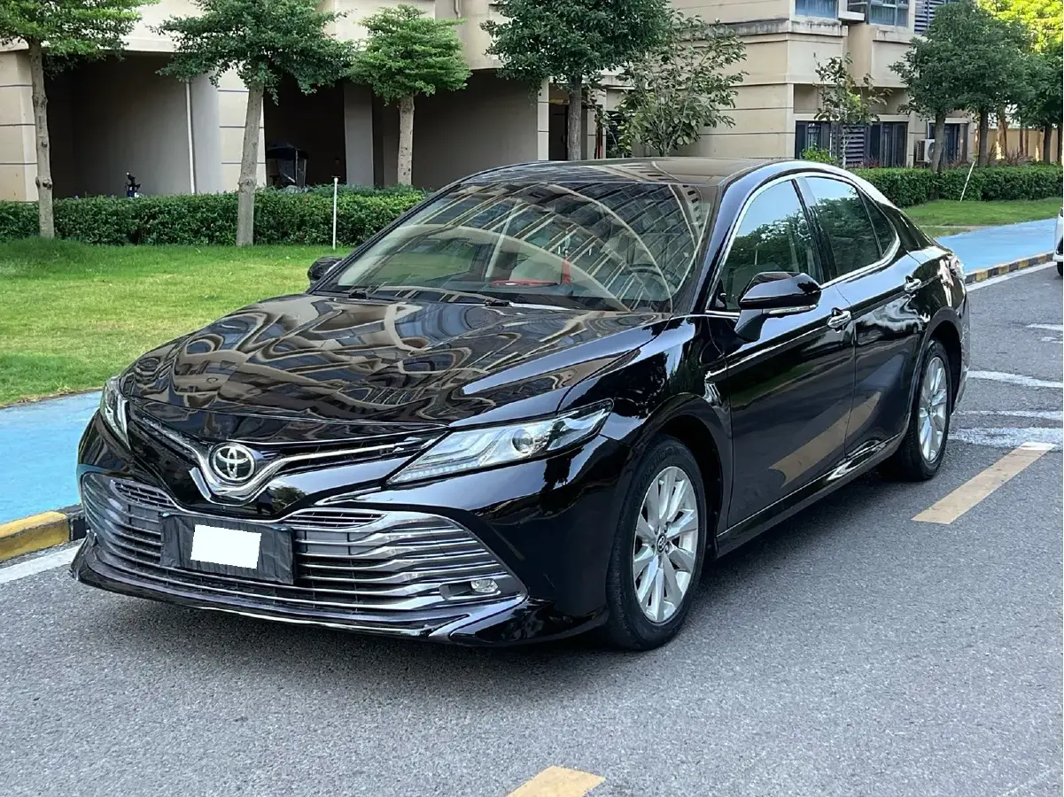 2018 Toyota Camry 2.0L 169HP L4 6AT