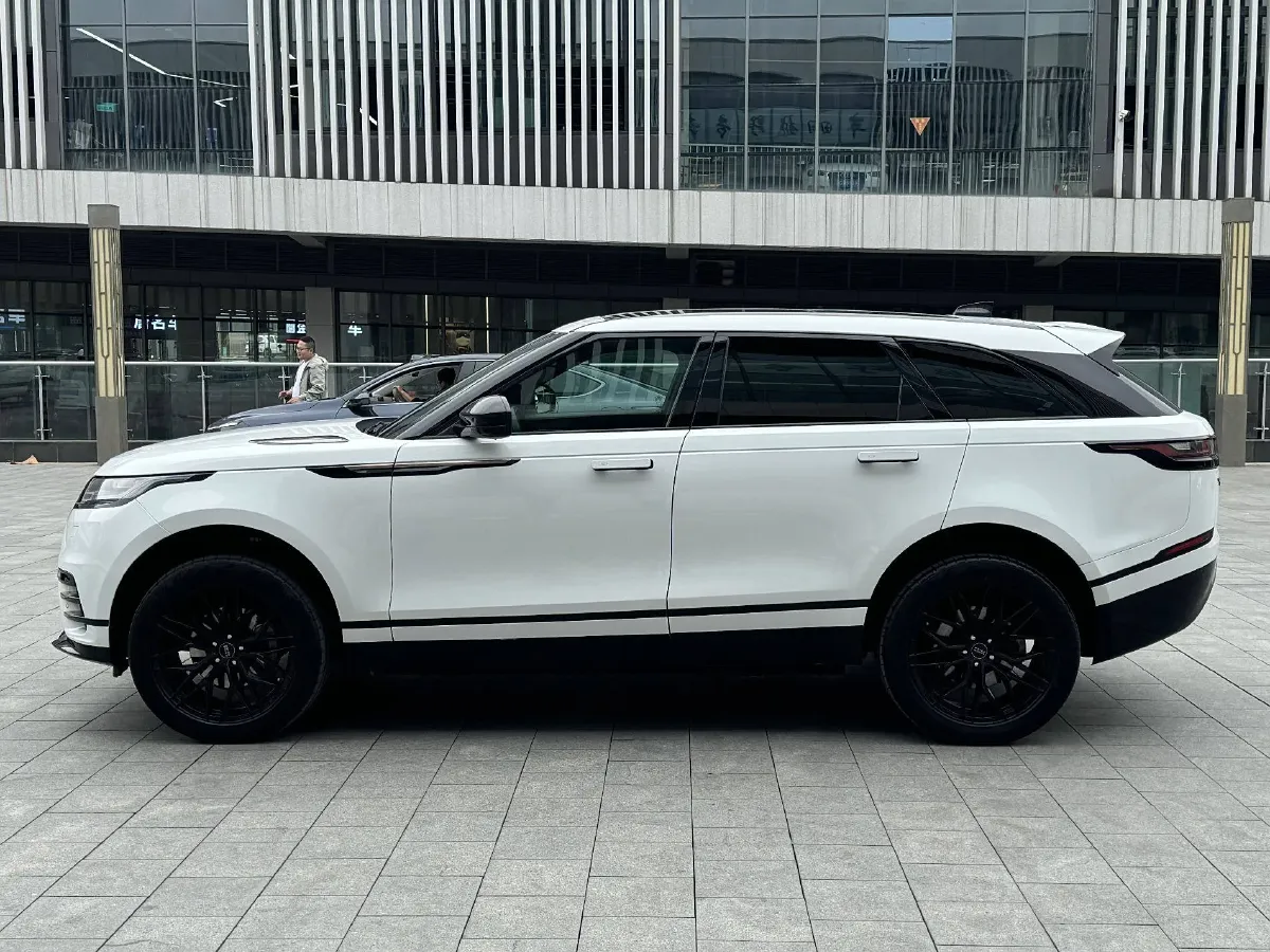 2019 Land Rover Range Rover Velar 2.0T 250HP L4 8AT,autocango,china used car exporter,china ev exporter,chinese used car exporter,chinese used ev exporter