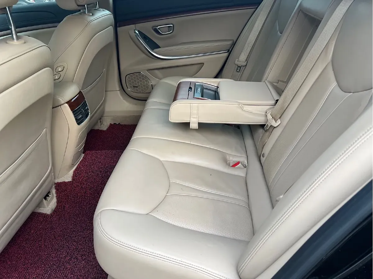 2012 Roewe 950 2.4L 186HP L4 6AT,autocango,china used car exporter,china ev exporter,chinese used car exporter,chinese used ev exporter