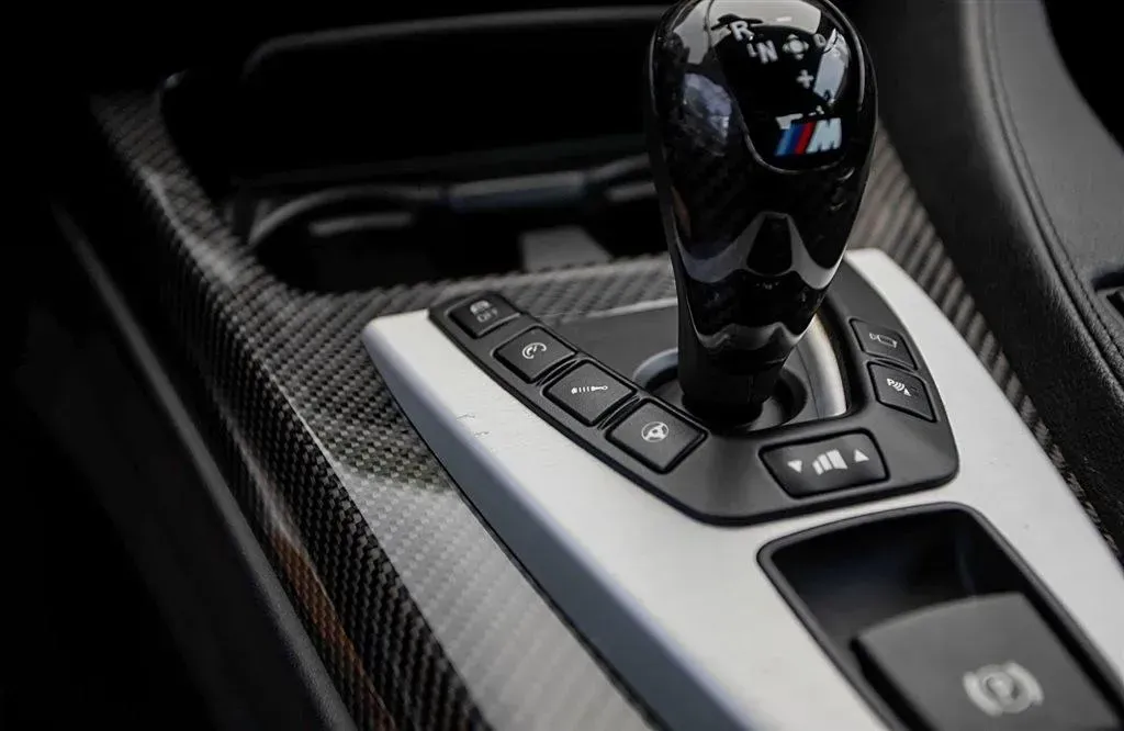 2013 BMW M6 4.4T 560HP V8 7DCT,autocango,china used car exporter,china ev exporter,chinese used car exporter,chinese used ev exporter