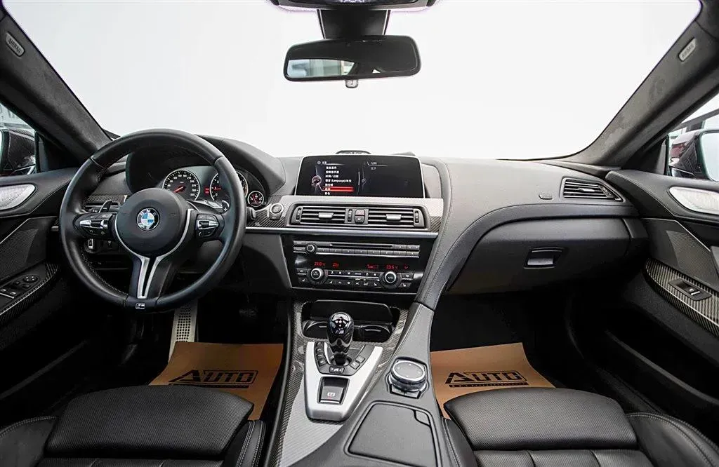 2013 BMW M6 4.4T 560HP V8 7DCT,autocango,china used car exporter,china ev exporter,chinese used car exporter,chinese used ev exporter