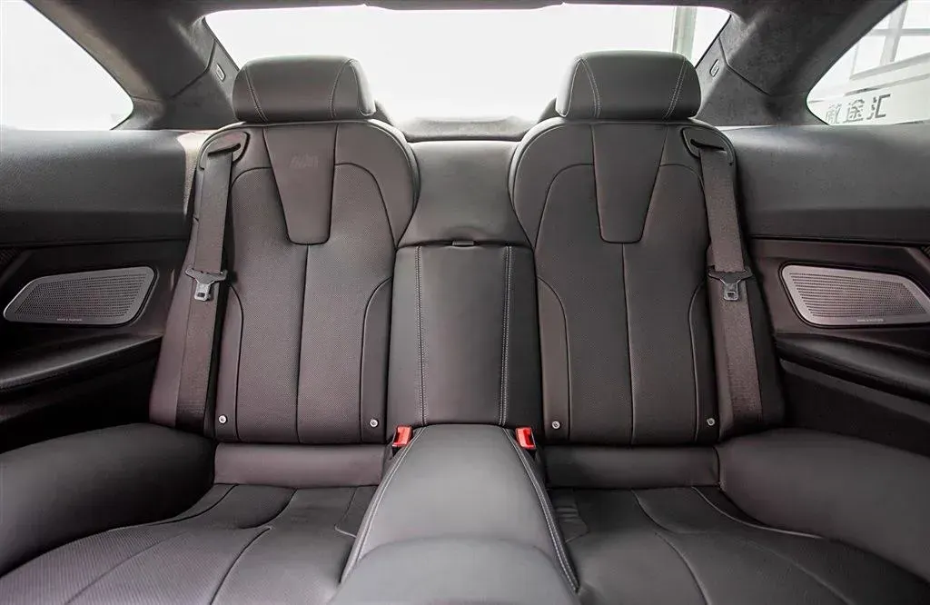 2013 BMW M6 4.4T 560HP V8 7DCT,autocango,china used car exporter,china ev exporter,chinese used car exporter,chinese used ev exporter