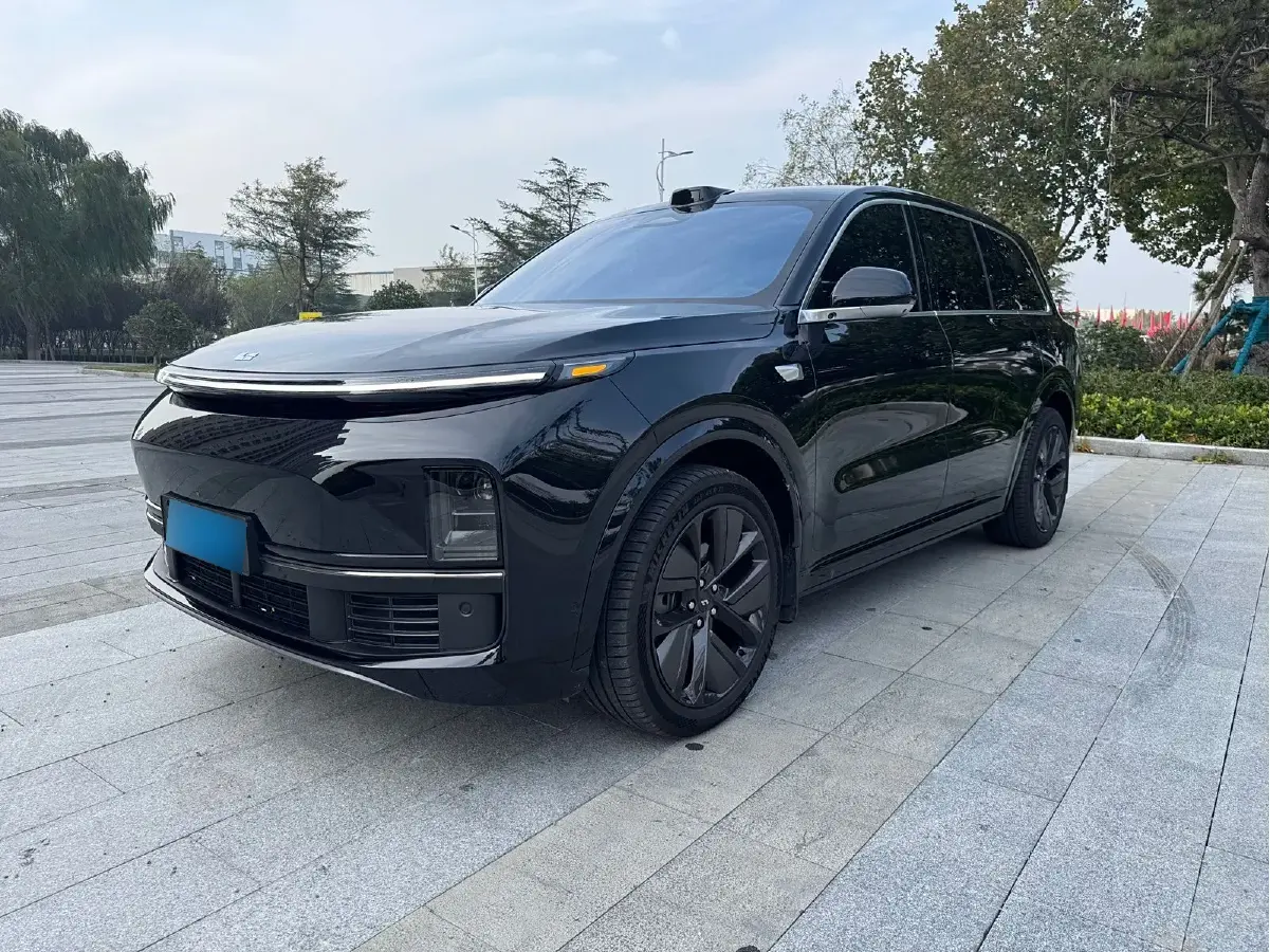 2022 Li L9 Range Extended 154HP REEV 42.6KWH