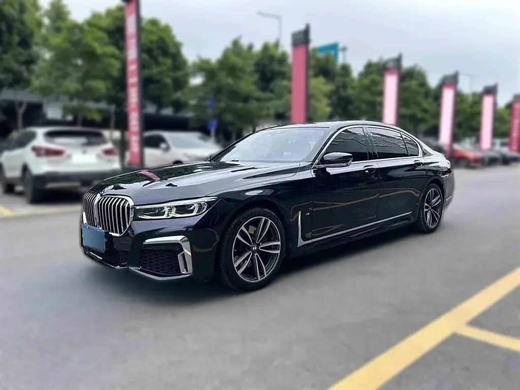 2019 BMW 7 Series 2.0T 265HP L4 8AT