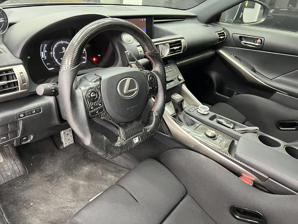 2015 Lexus IS 2.0T 245HP L4 8AT,autocango,china used car exporter,china ev exporter,chinese used car exporter,chinese used ev exporter