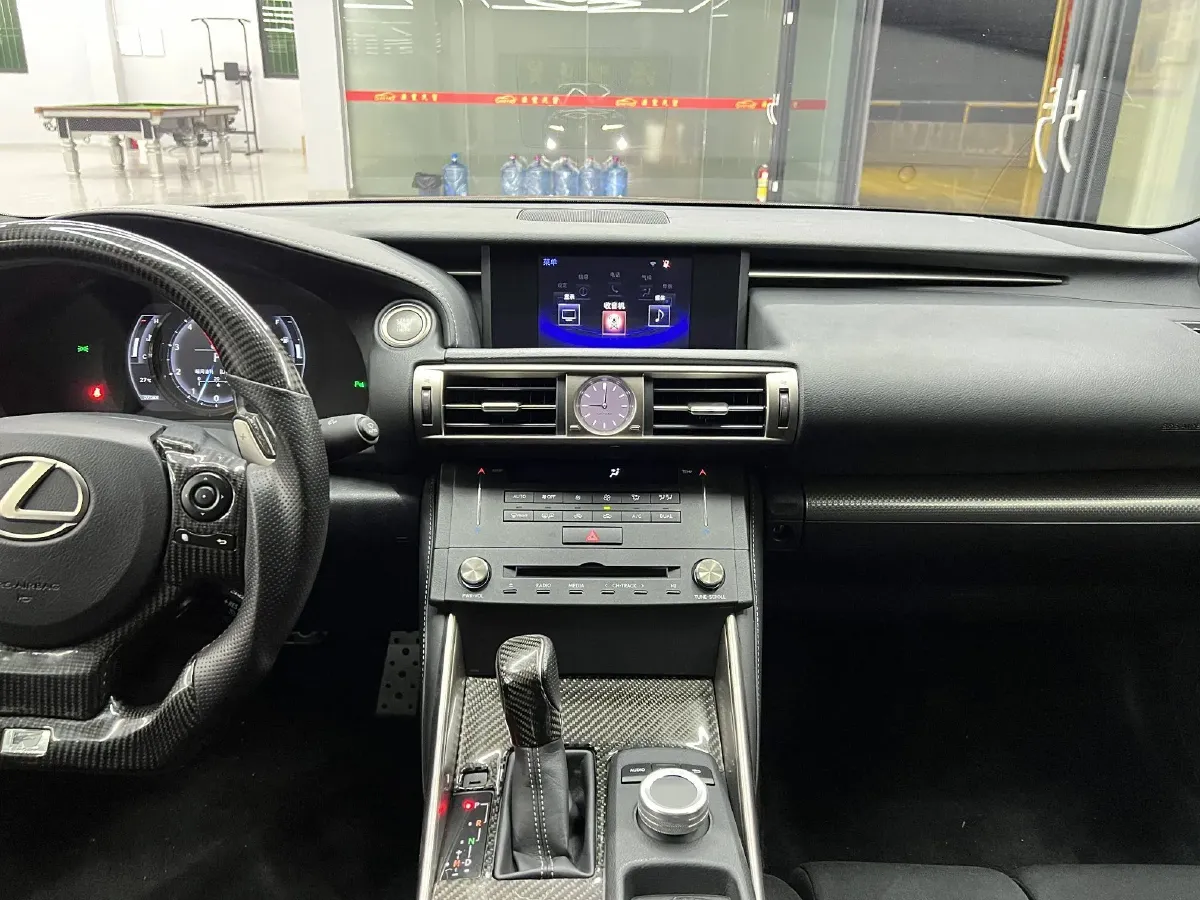 2015 Lexus IS 2.0T 245HP L4 8AT,autocango,china used car exporter,china ev exporter,chinese used car exporter,chinese used ev exporter