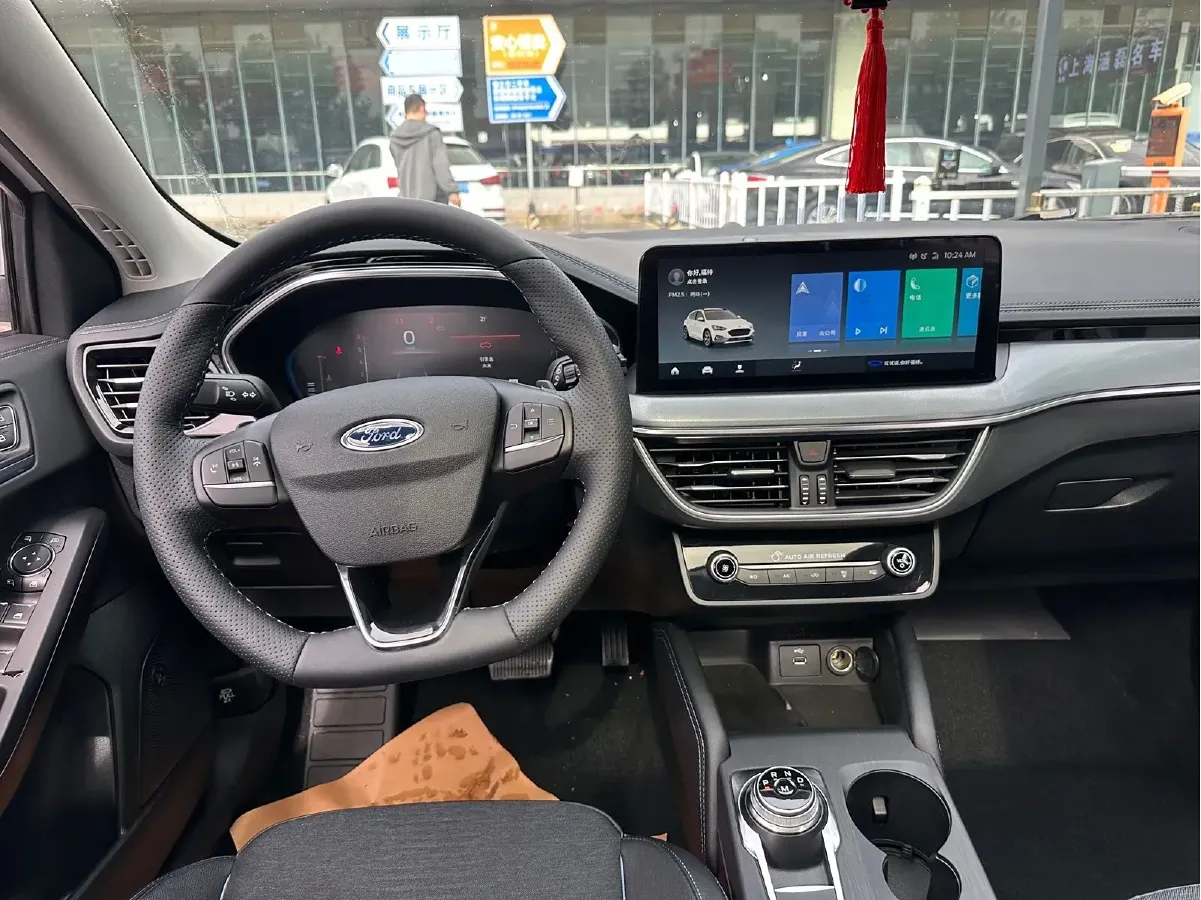 2021 Ford Focus Active 1.5T 174HP L3 8AT,autocango,china used car exporter,china ev exporter,chinese used car exporter,chinese used ev exporter