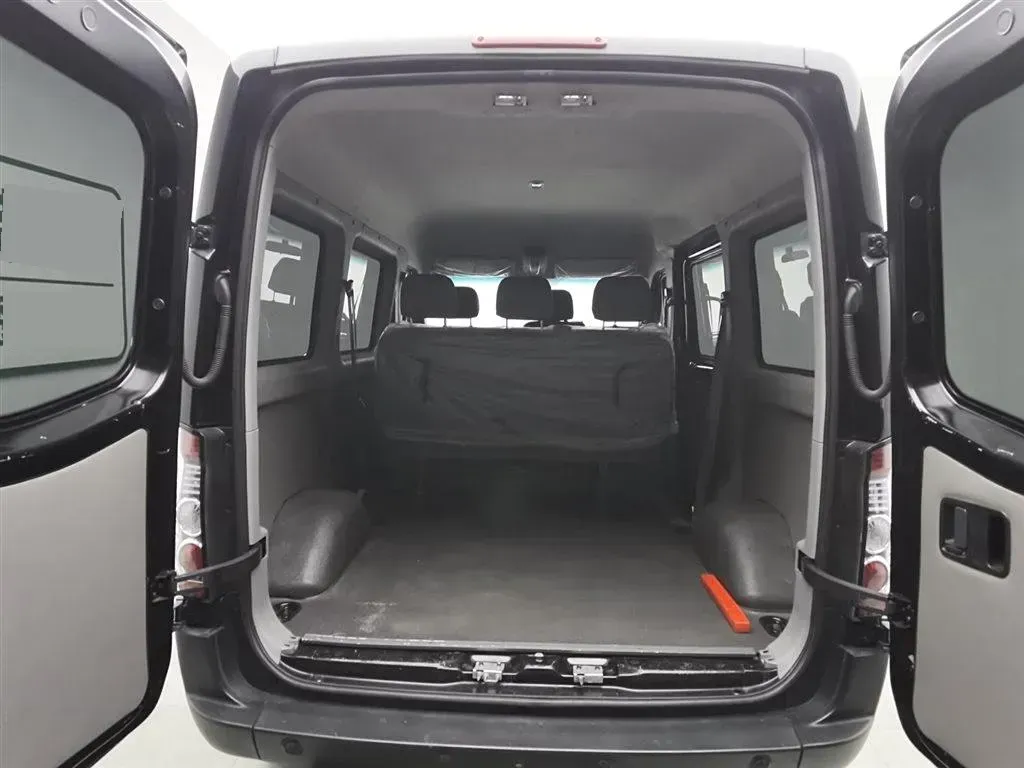 2021 JAC Sunray 2.0T 126HP L4 5MT,autocango,china used car exporter,china ev exporter,chinese used car exporter,chinese used ev exporter