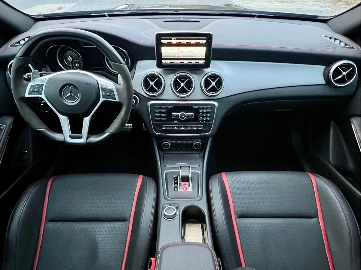 2015 Mercedes-Benz GLA AMG 2.0T 360HP L4 7DCT,autocango,china used car exporter,china ev exporter,chinese used car exporter,chinese used ev exporter