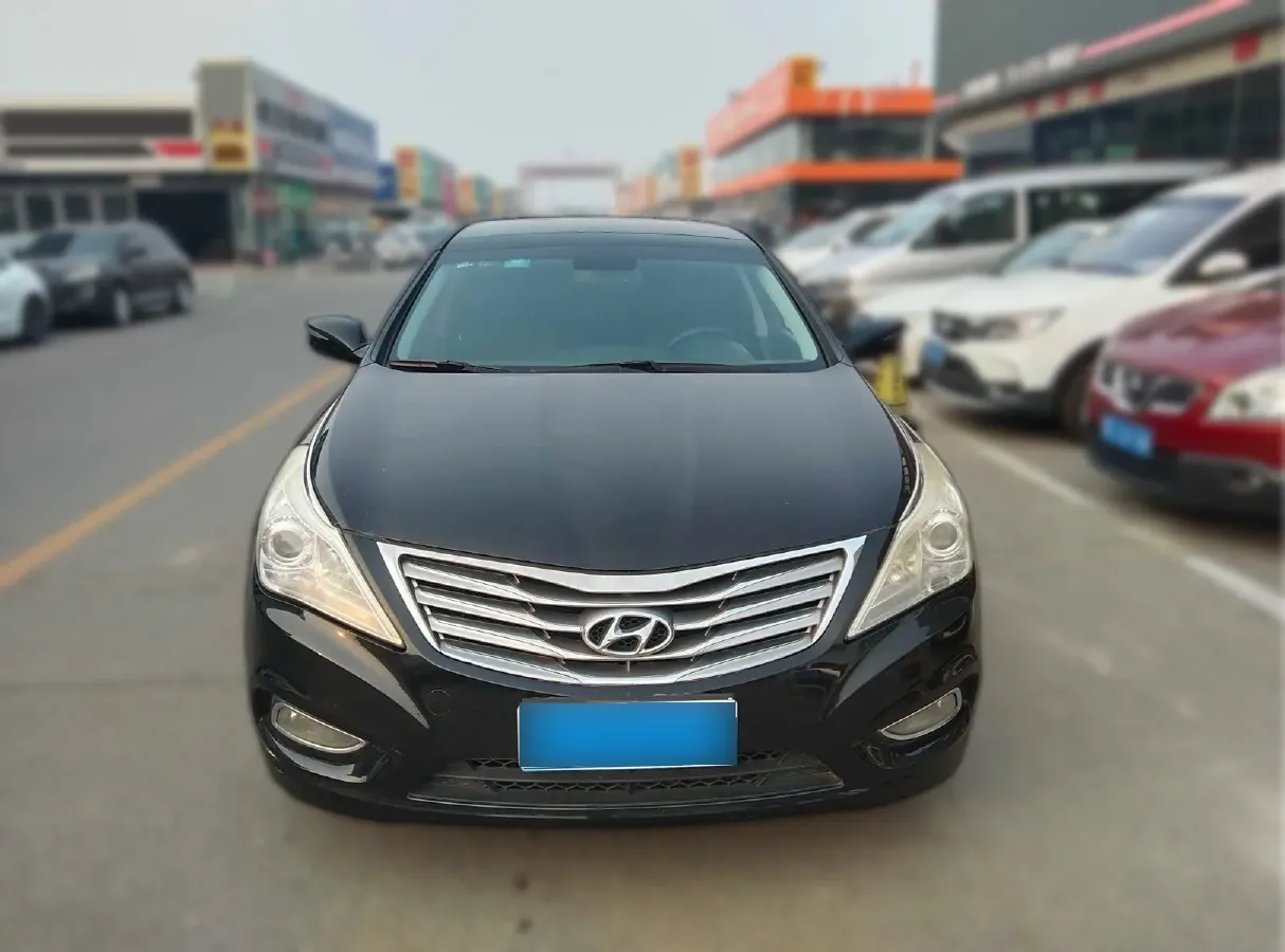 2011 Hyundai Azera 2.4L 180HP L4 6AT,autocango,china used car exporter,china ev exporter,chinese used car exporter,chinese used ev exporter
