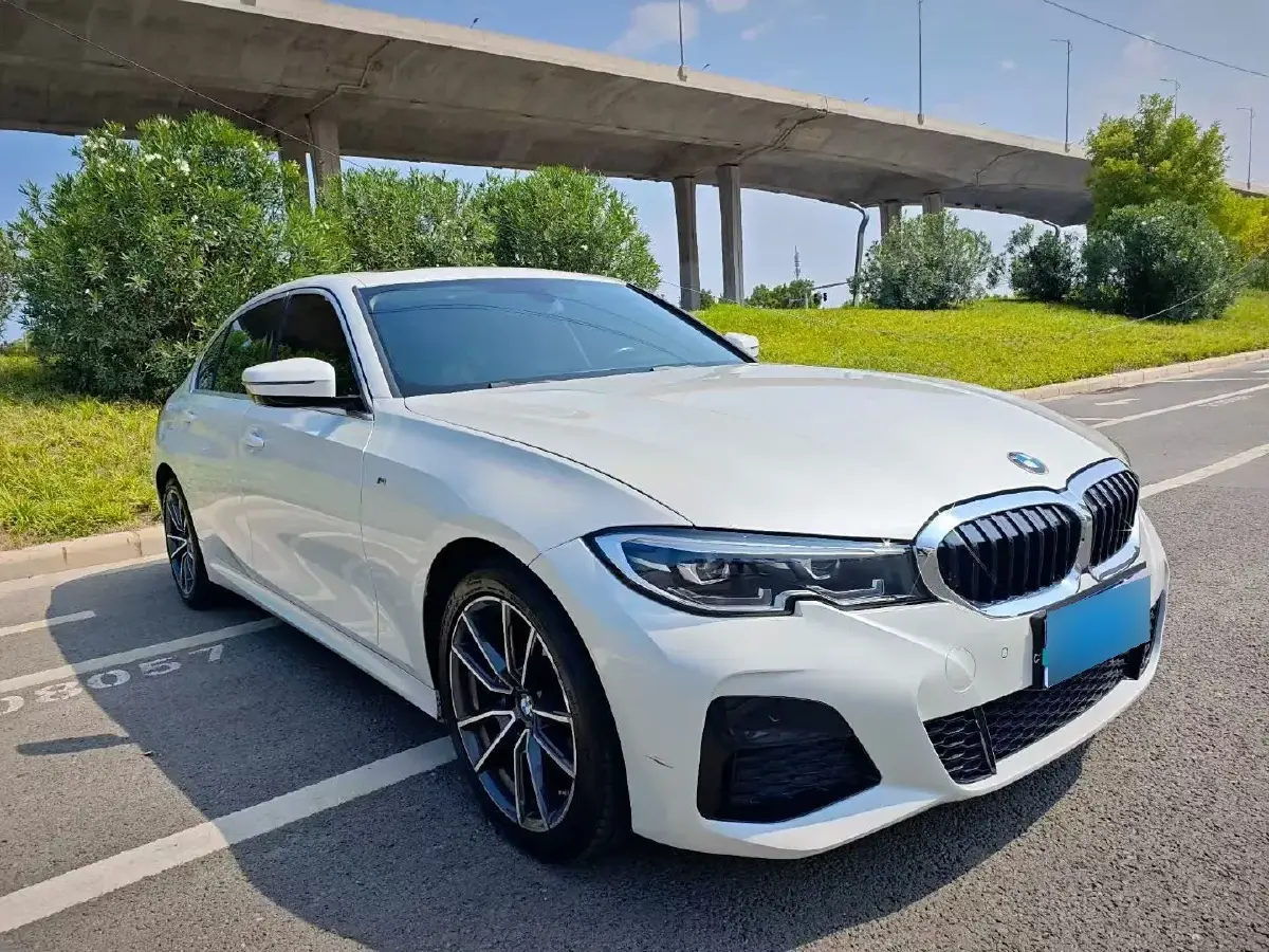 2020 BMW 3 Series 2.0T 184HP L4 8AT