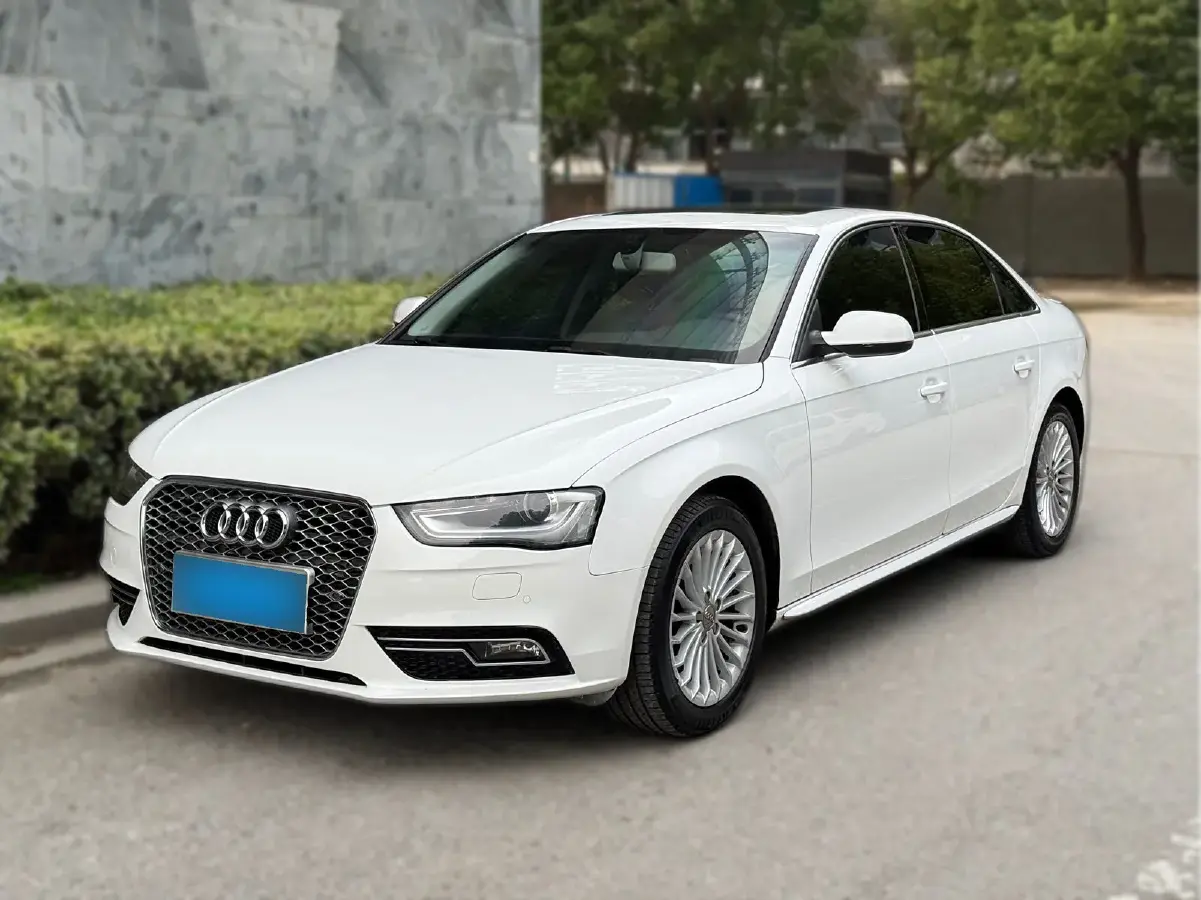 2015 Audi A4L 2.0T 180HP L4 CVT