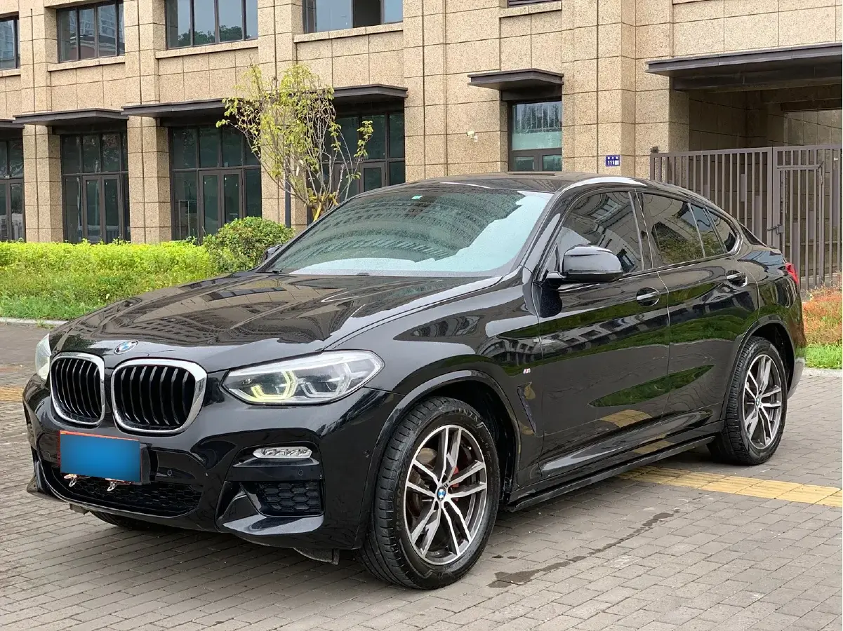 2019 BMW X4 2.0T 184HP L4 8AT