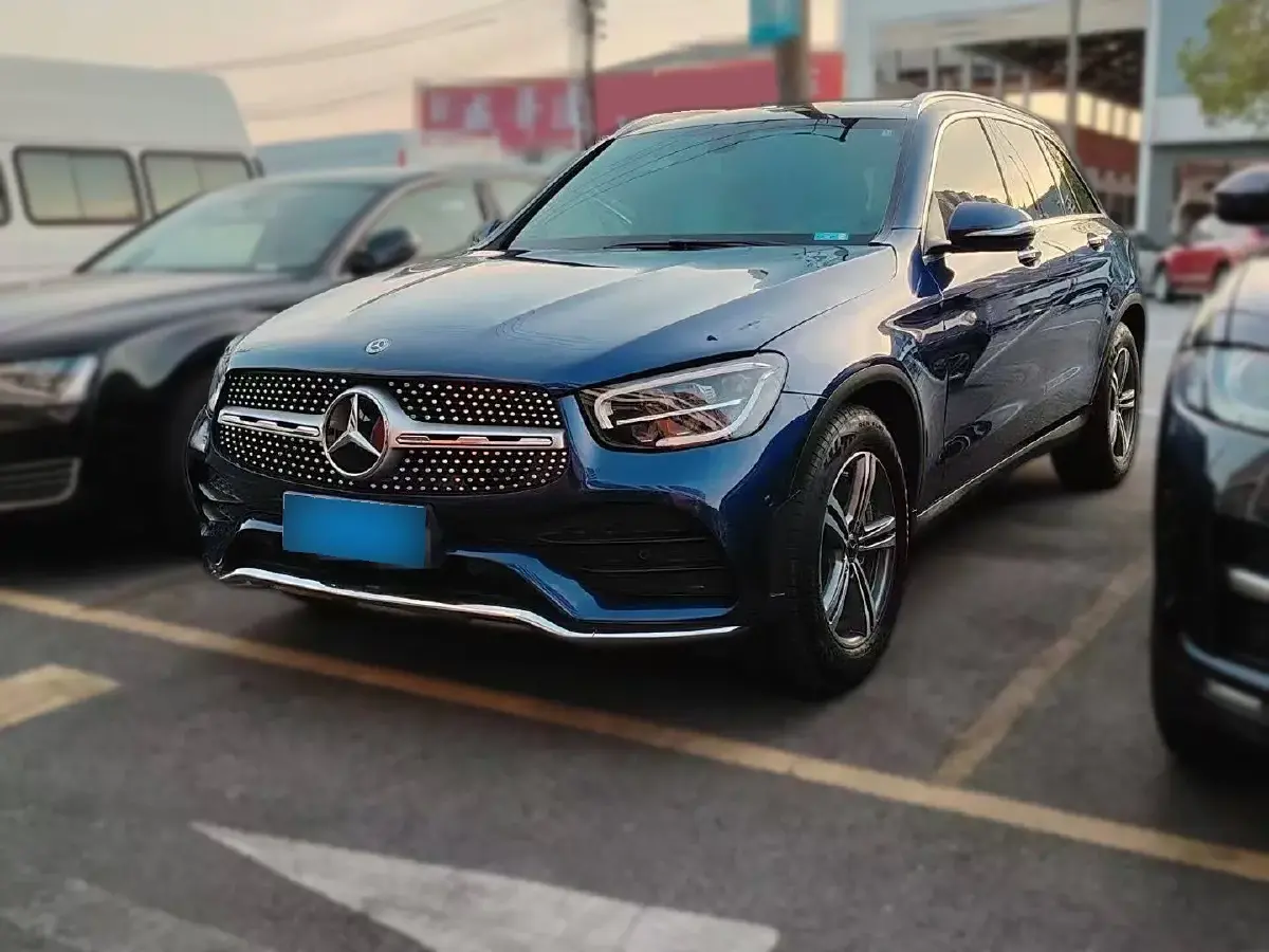 2020 Mercedes-Benz GLC Class 2.0T 197HP L4 9AT