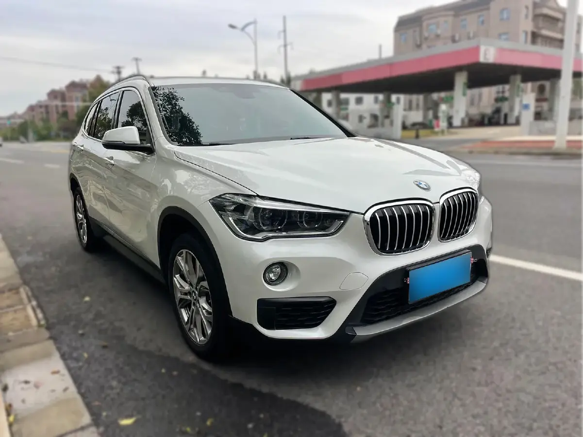 2019 BMW X1 2.0T 192HP L4 8AT