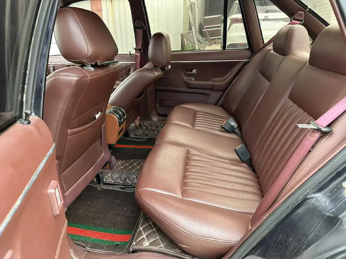 2006 Volkswagen Santana Classic 1.8L 95HP L4 5MT,autocango,china used car exporter,china ev exporter,chinese used car exporter,chinese used ev exporter