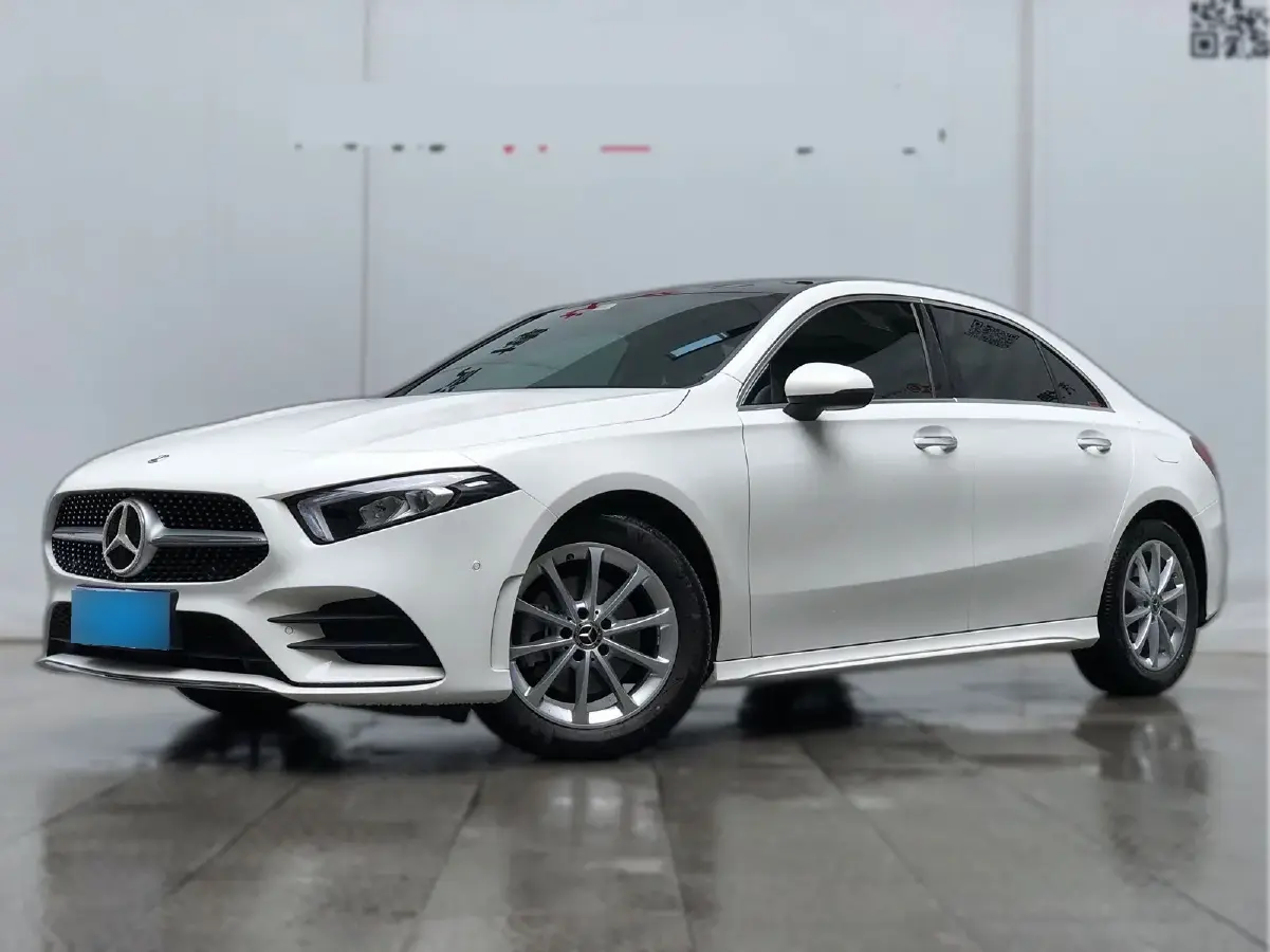 2020 Mercedes-Benz A Class 1.3T 163HP L4 7DCT