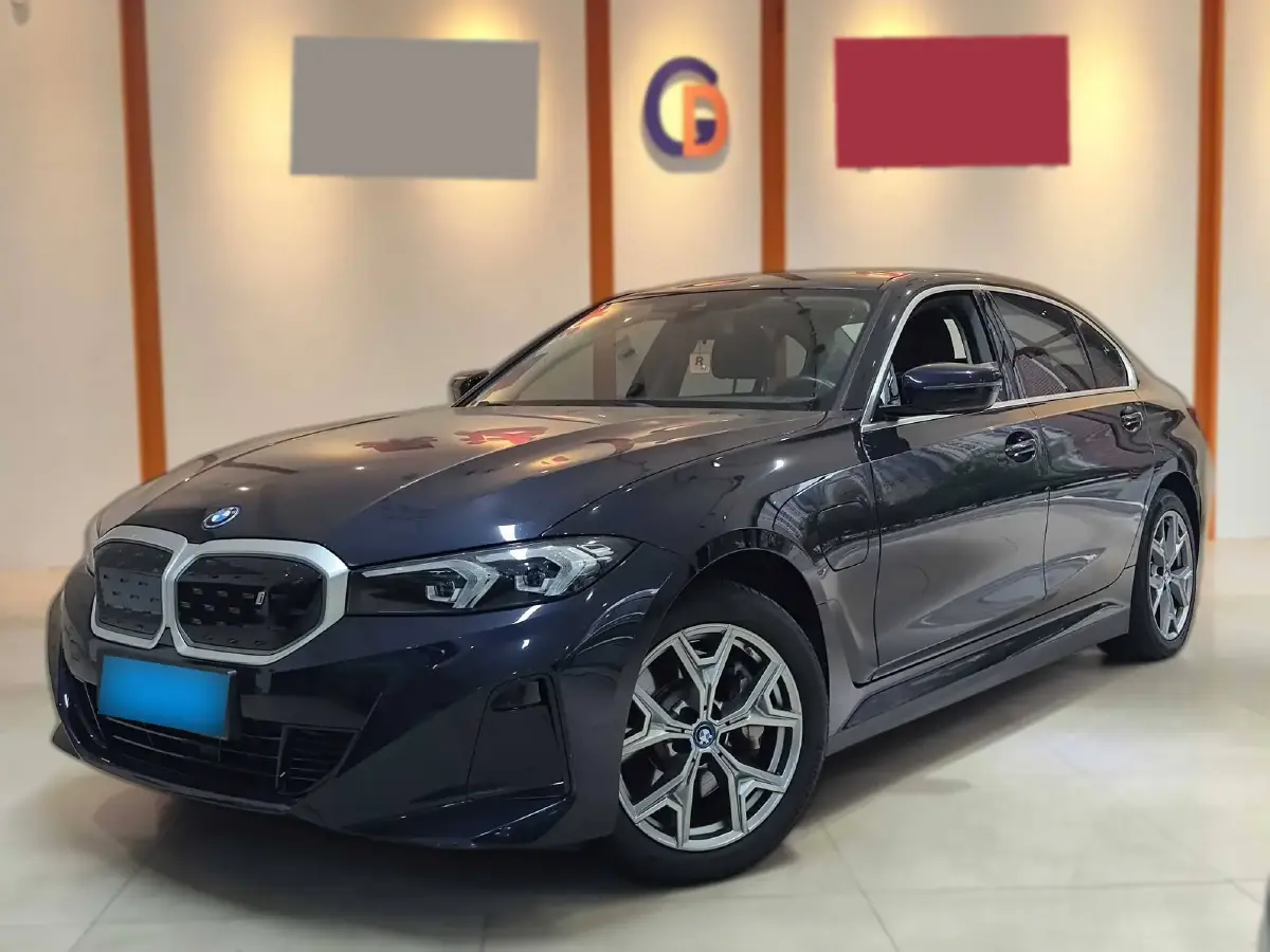 2022 BMW i3 BEV 70KWH