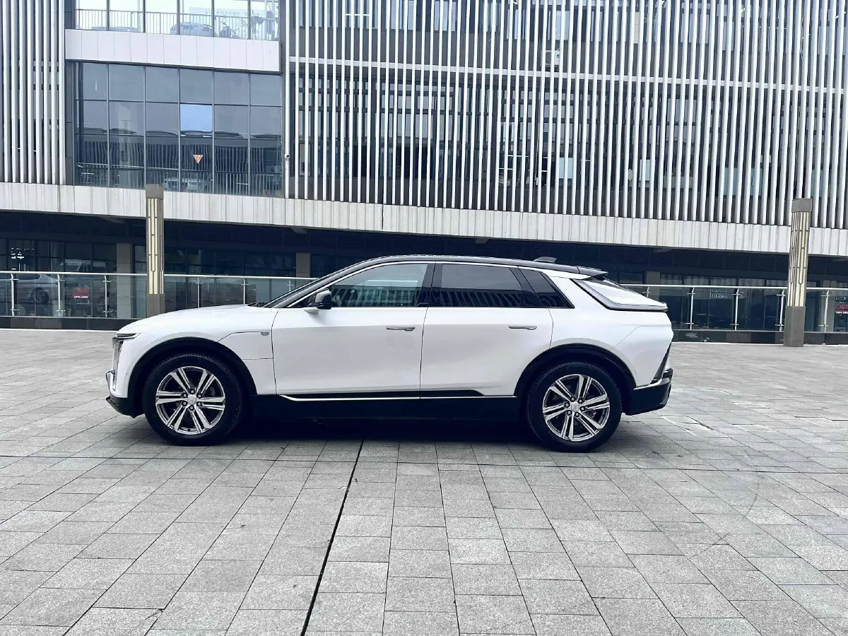 2022 Cadillac IQ Lyriq BEV 95.7KWH,autocango,china used car exporter,china ev exporter,chinese used car exporter,chinese used ev exporter