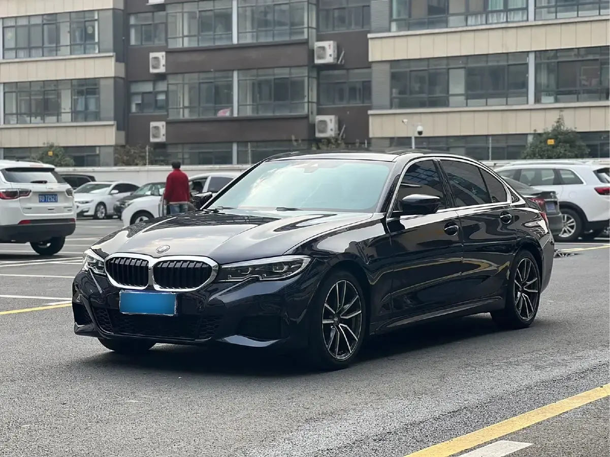 2021 BMW 3 Series 2.0T 184HP L4 8AT