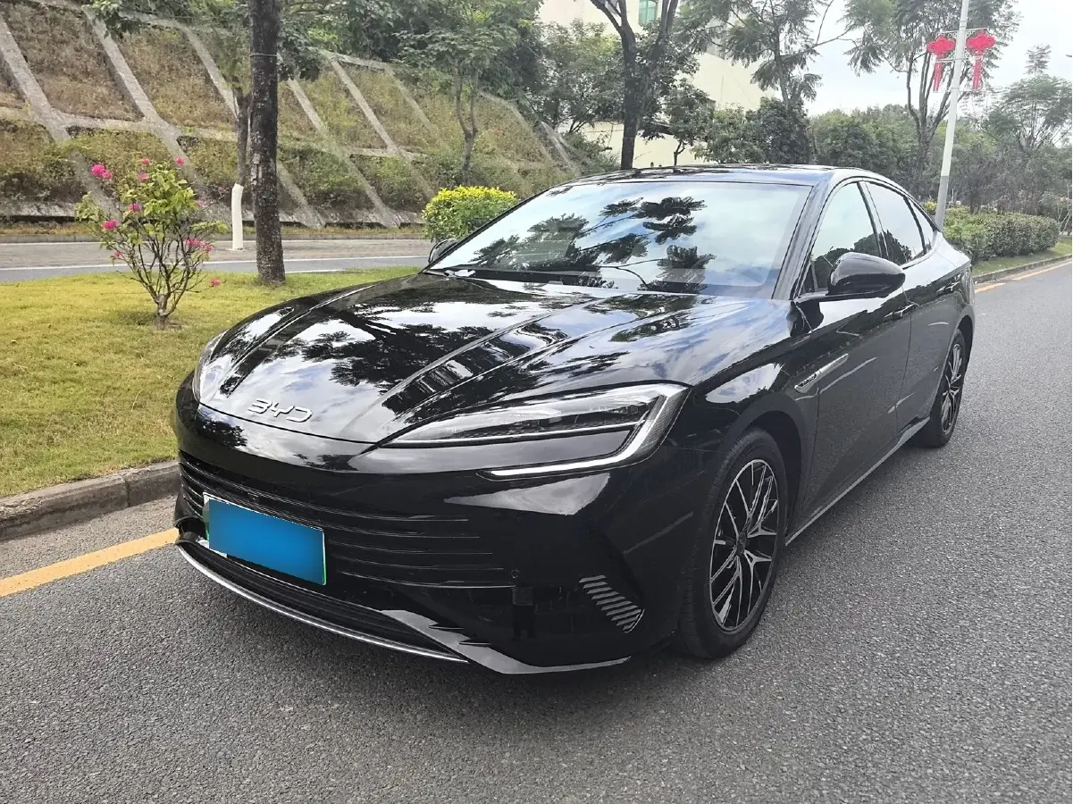 2023 BYD Seal 1.5L 110HP L4 E-CVT PHEV 17.6KWH