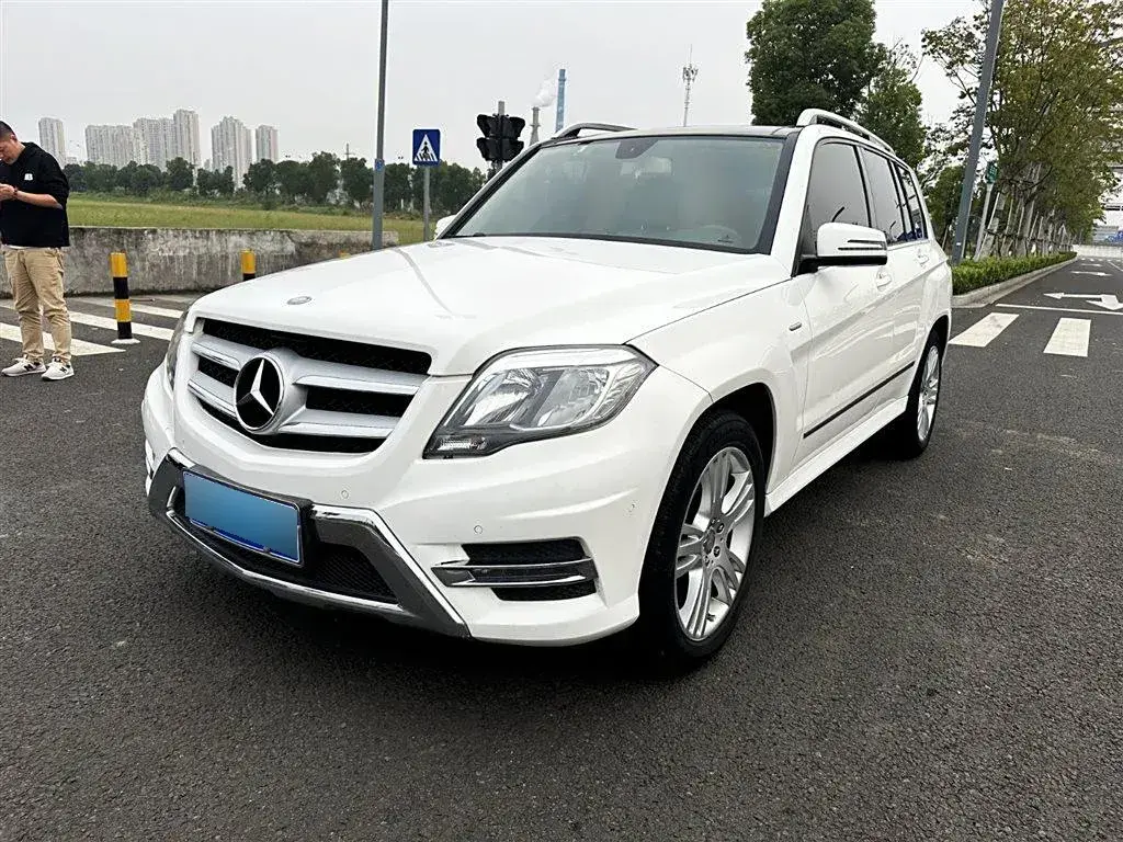 2015 Mercedes-Benz GLK Class 2.0T 211HP L4 7AT