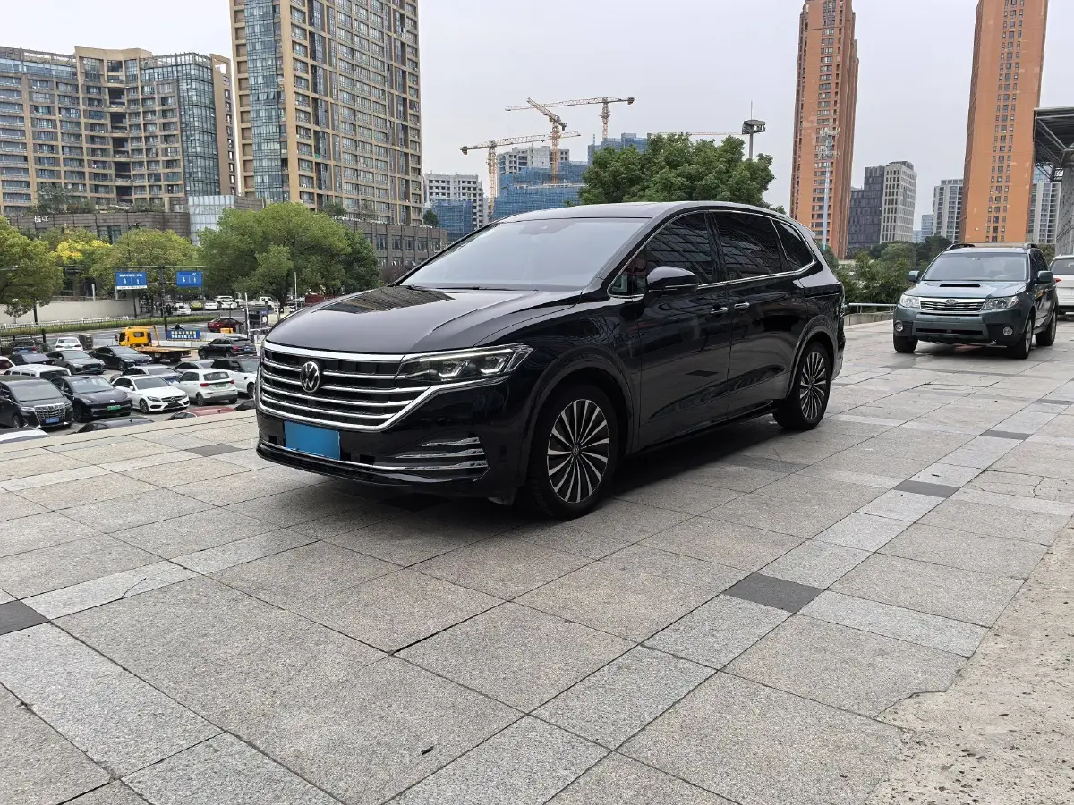 2024 Volkswagen Viloran 2.0T 220HP L4 7DCT