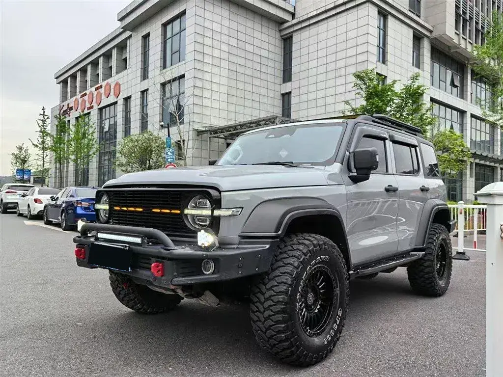 2021 Tank 300 2.0T 227HP L4 8AT