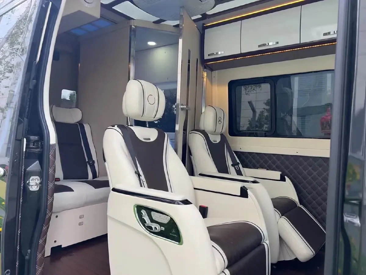 2016 Mercedes-Benz Sprinter 2.1T 150HP L4 6MT,autocango,china used car exporter,china ev exporter,chinese used car exporter,chinese used ev exporter