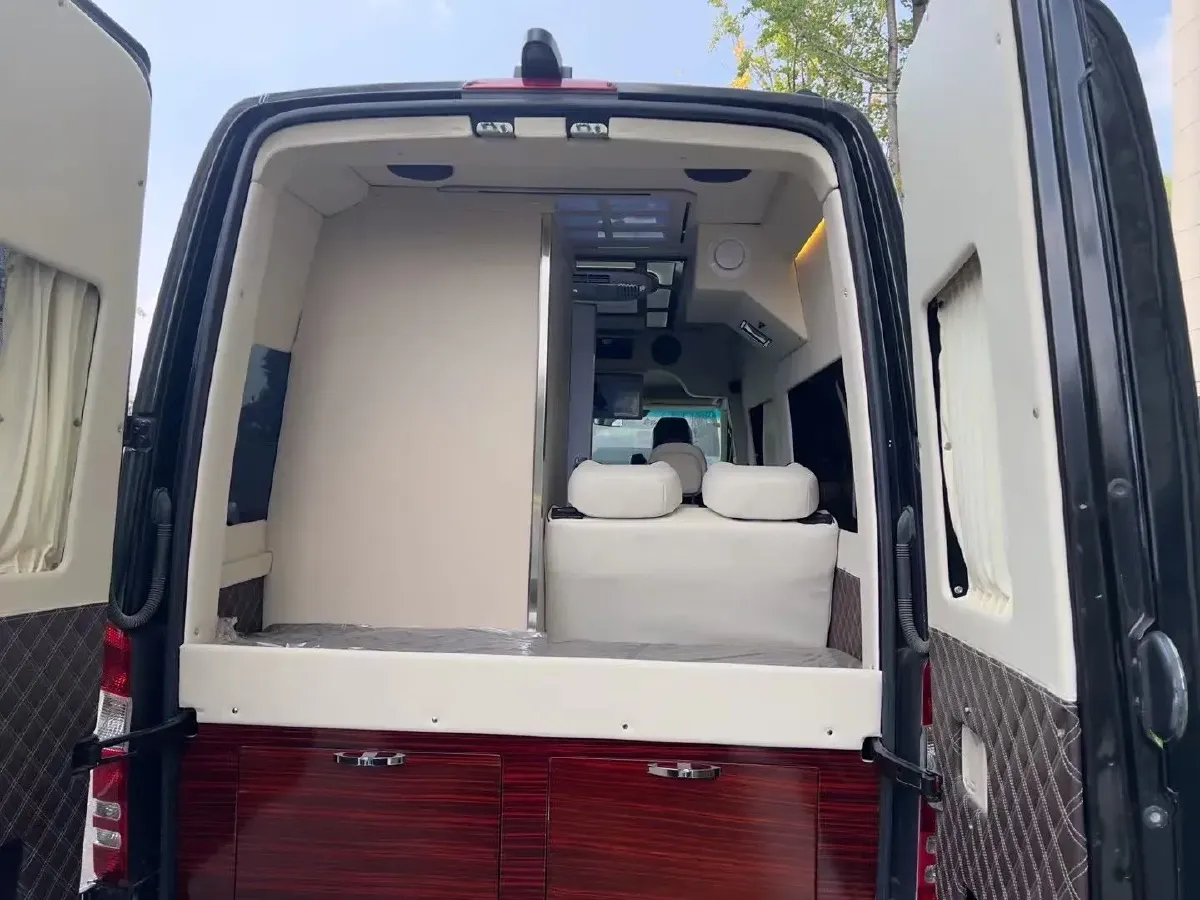 2016 Mercedes-Benz Sprinter 2.1T 150HP L4 6MT,autocango,china used car exporter,china ev exporter,chinese used car exporter,chinese used ev exporter