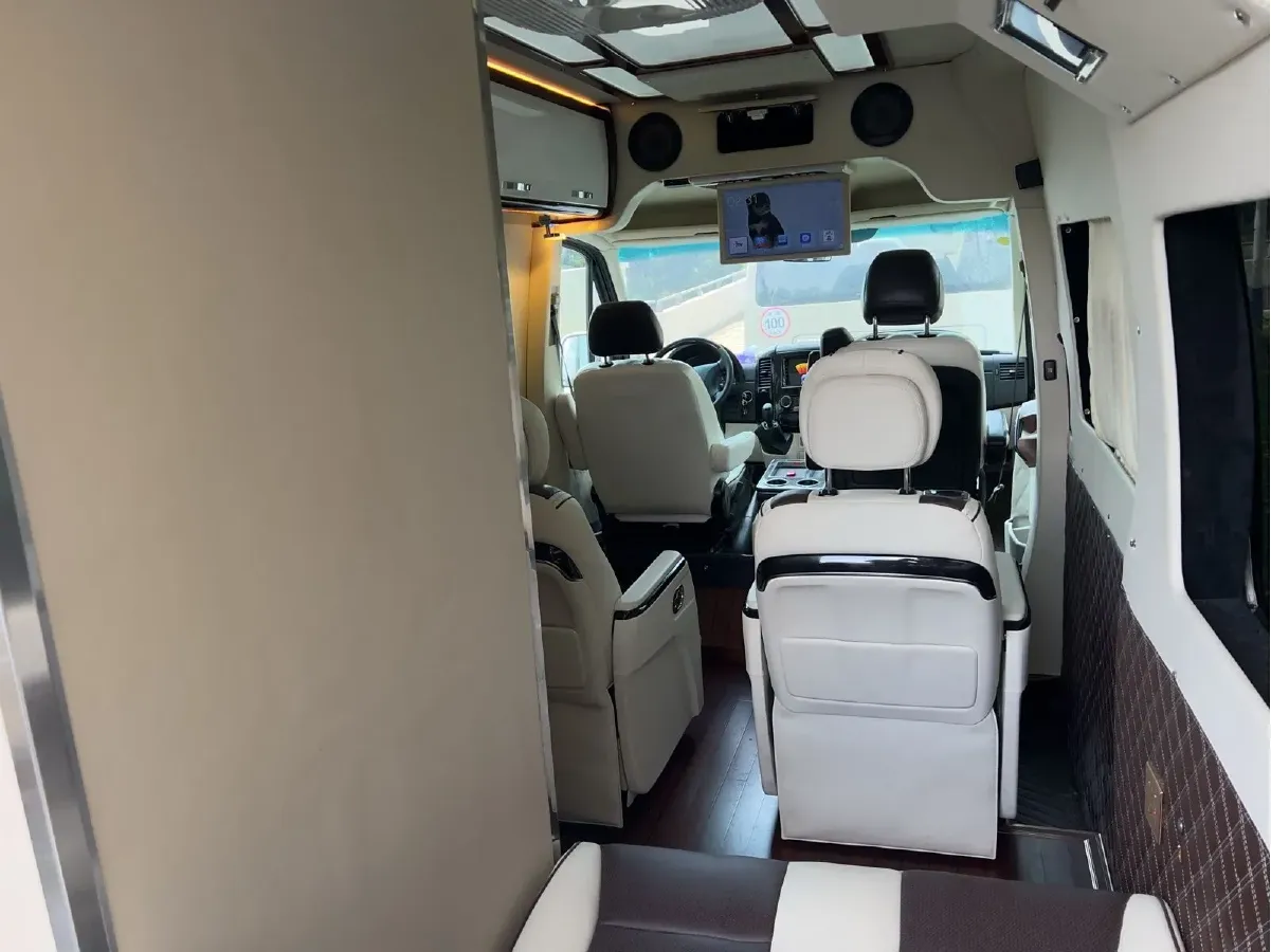 2016 Mercedes-Benz Sprinter 2.1T 150HP L4 6MT,autocango,china used car exporter,china ev exporter,chinese used car exporter,chinese used ev exporter