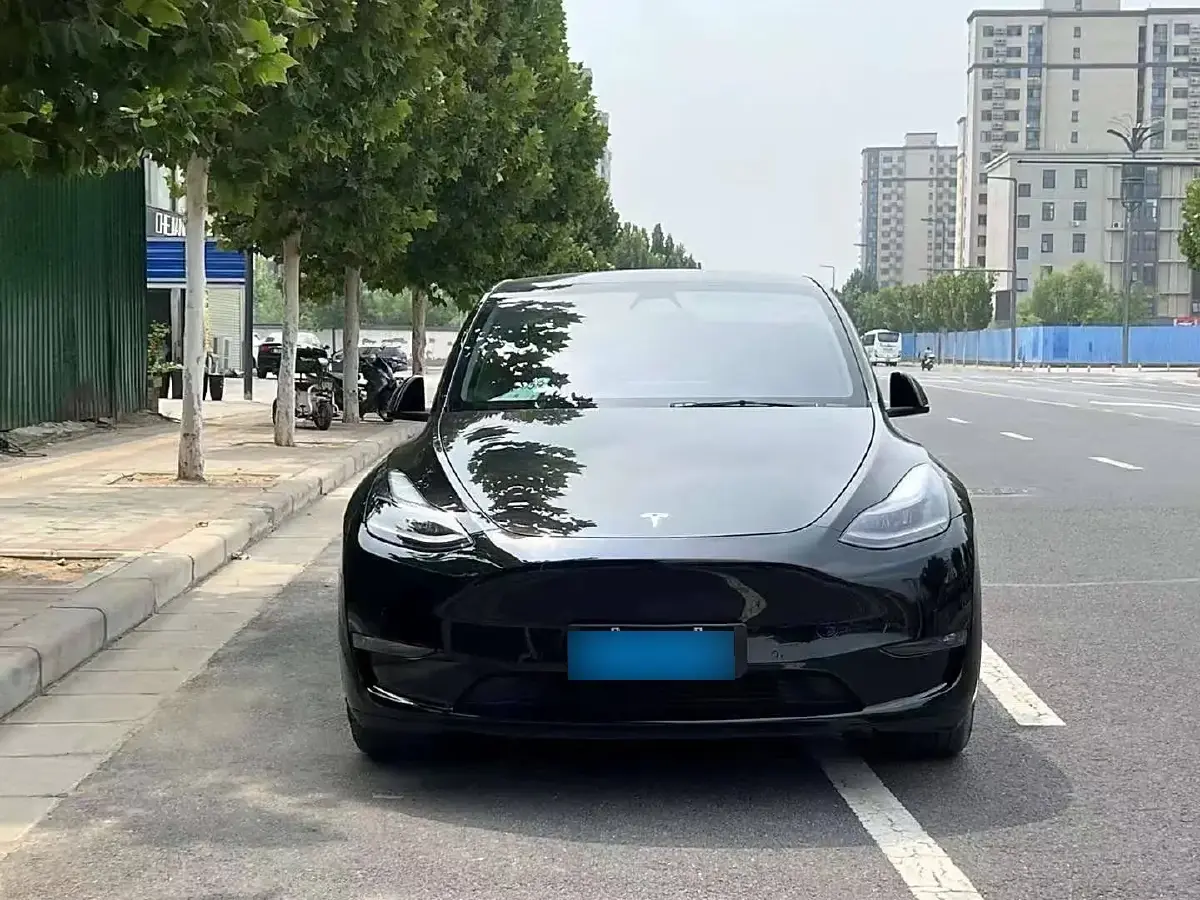2021 Tesla Model Y BEV 60KWH