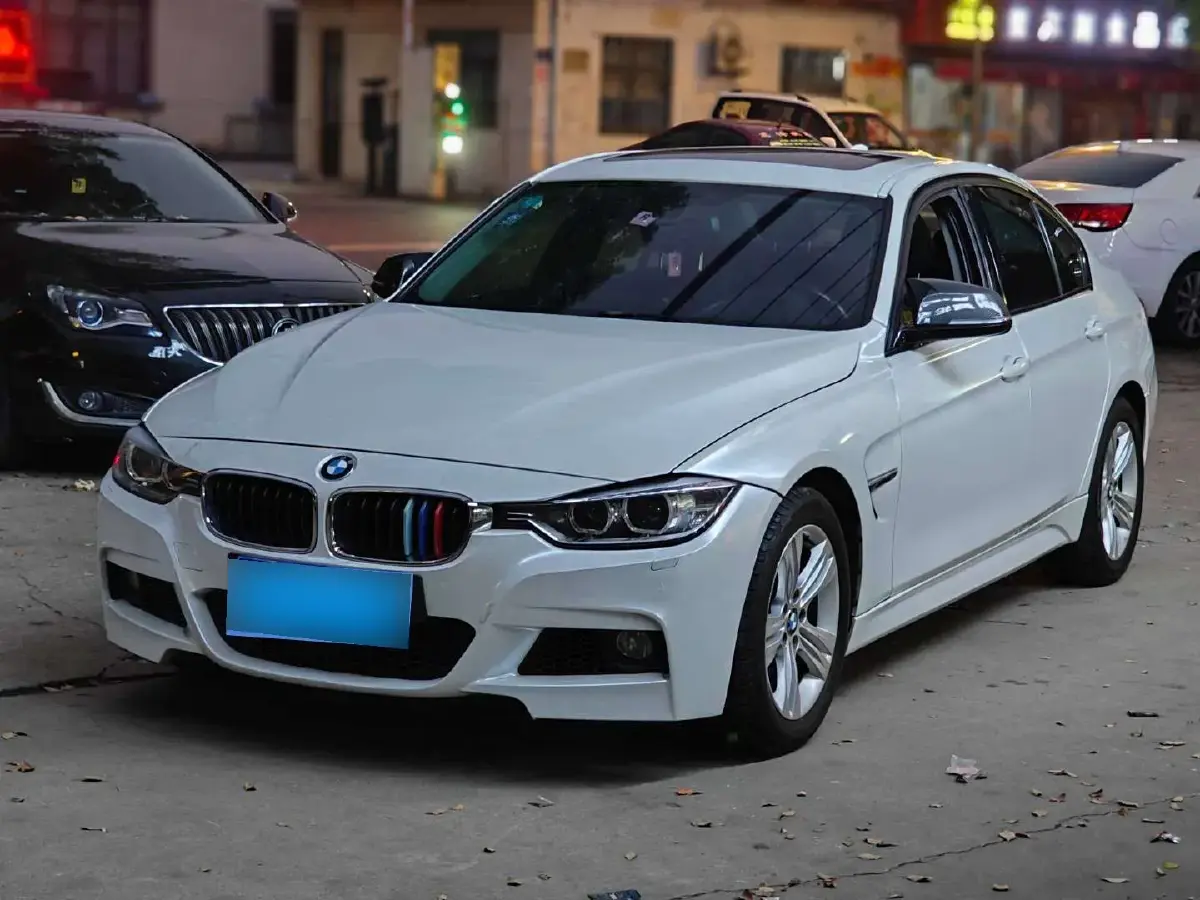 2013 BMW 3 Series 2.0T 245HP L4 8AT