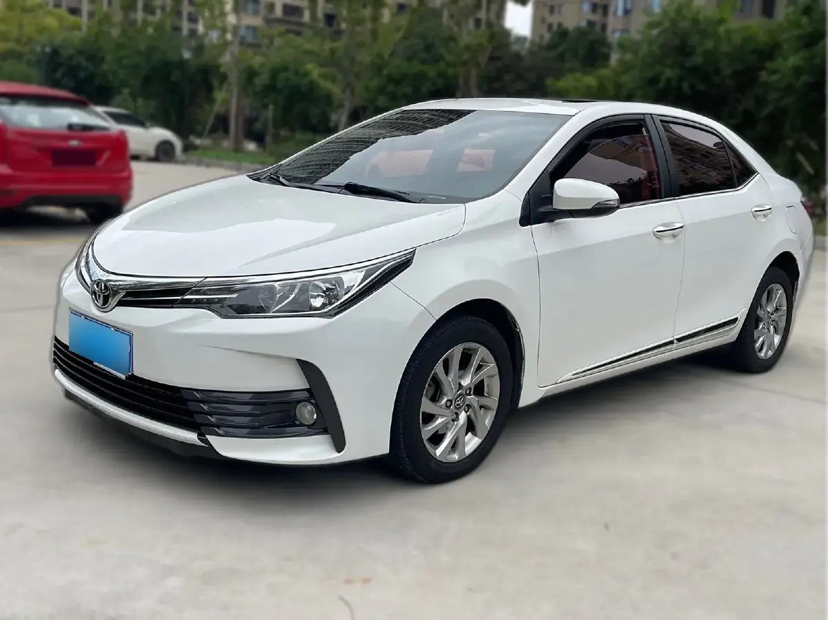 2018 Toyota Corolla 1.2T 116HP L4 CVT