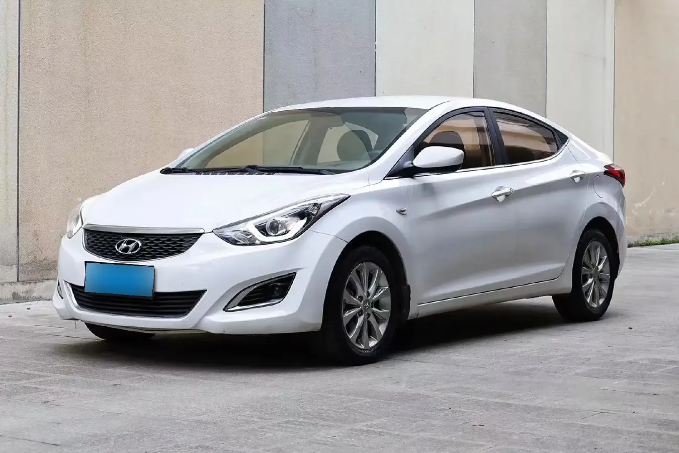 2016 Hyundai Elantra 1.6L 128HP L4 6AT