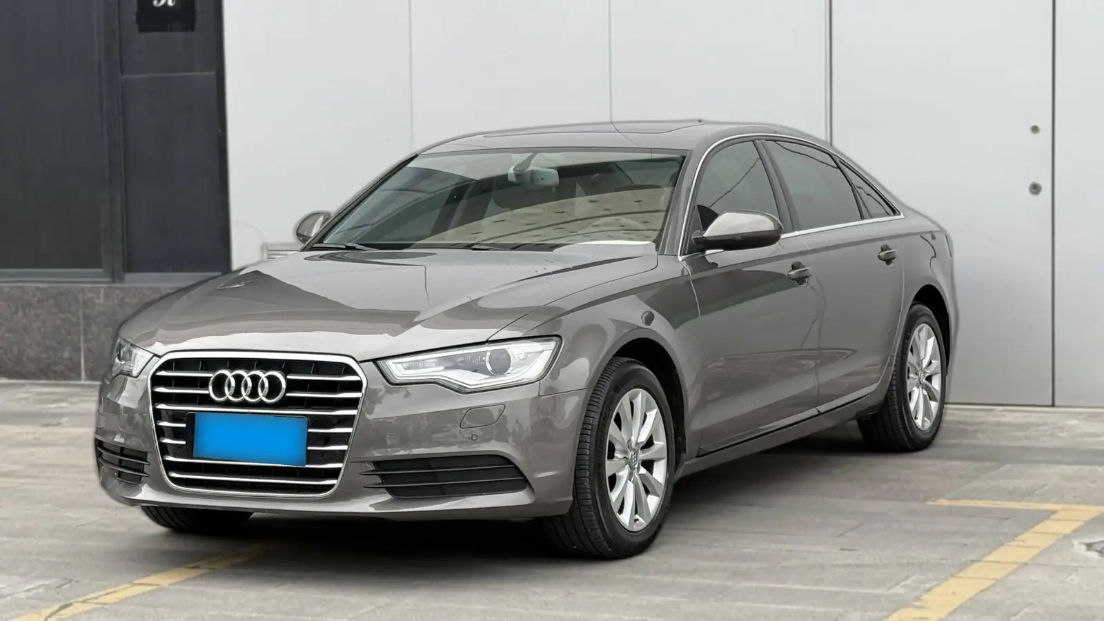 2012 Audi A6L 2.0T 180HP L4 CVT
