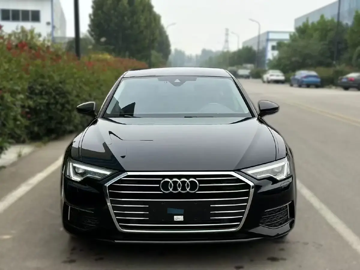 2022 Audi A6L 2.0T 224HP L4 7DCT