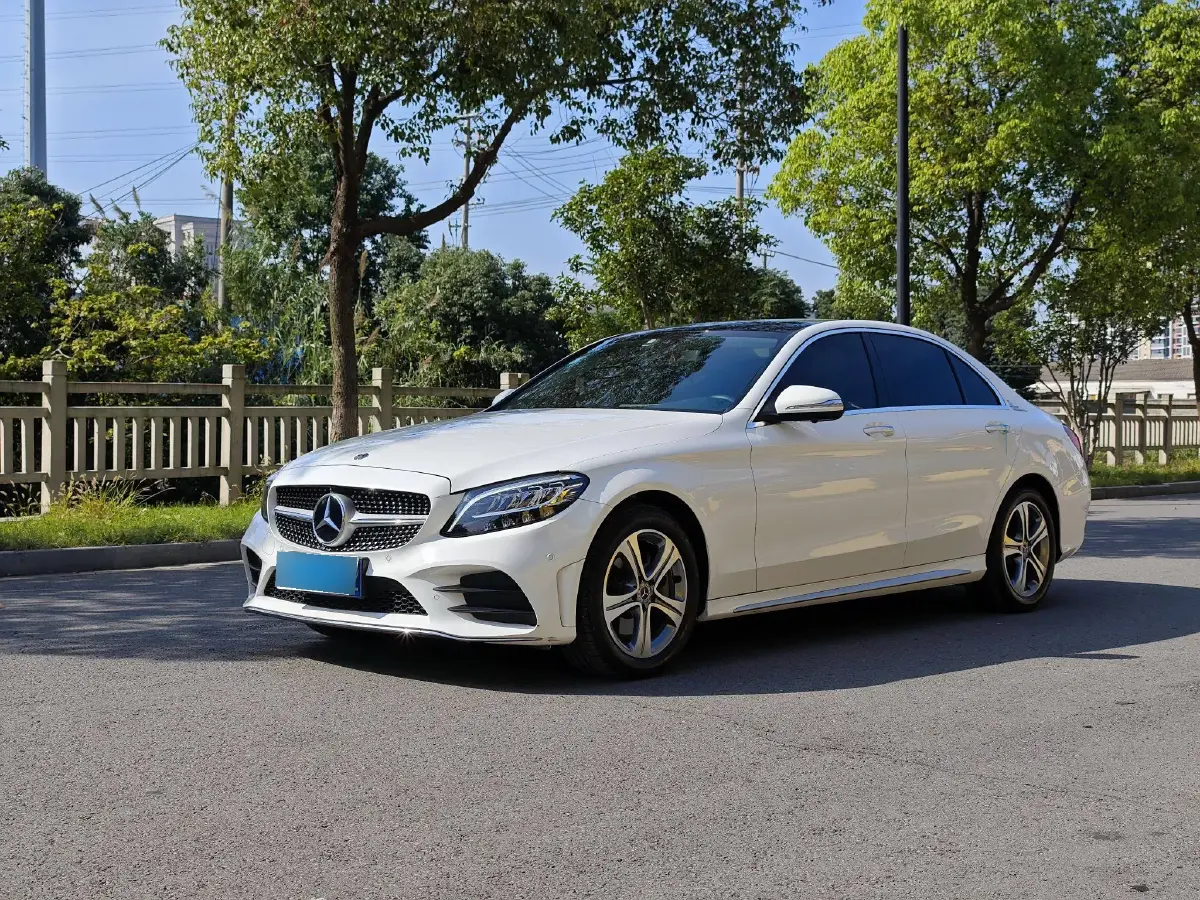 2019 Mercedes-Benz C Class 1.5T 184HP L4 9AT