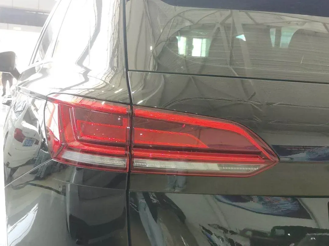 2019 Volkswagen Touareg 3.0T 340HP V6 8AT,autocango,china used car exporter,china ev exporter,chinese used car exporter,chinese used ev exporter