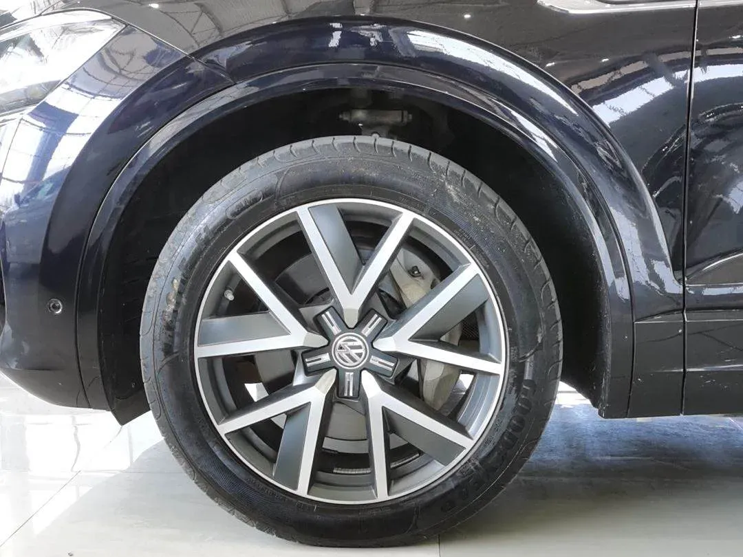 2019 Volkswagen Touareg 3.0T 340HP V6 8AT,autocango,china used car exporter,china ev exporter,chinese used car exporter,chinese used ev exporter