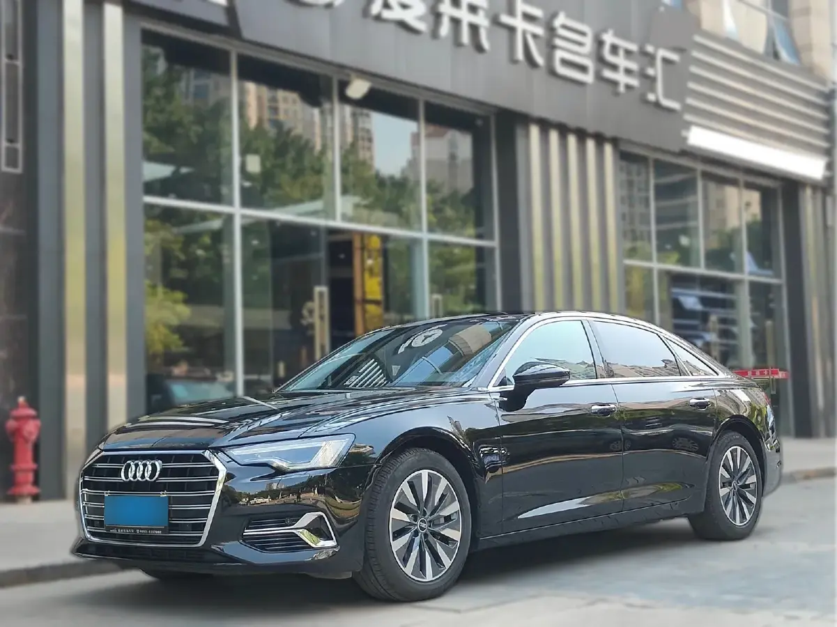 2024 Audi A6L 2.0T 245HP L4 7DCT