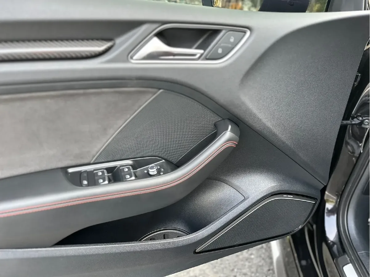 2017 Audi RS 3 2.5T 400HP L5 7DCT,autocango,china used car exporter,china ev exporter,chinese used car exporter,chinese used ev exporter