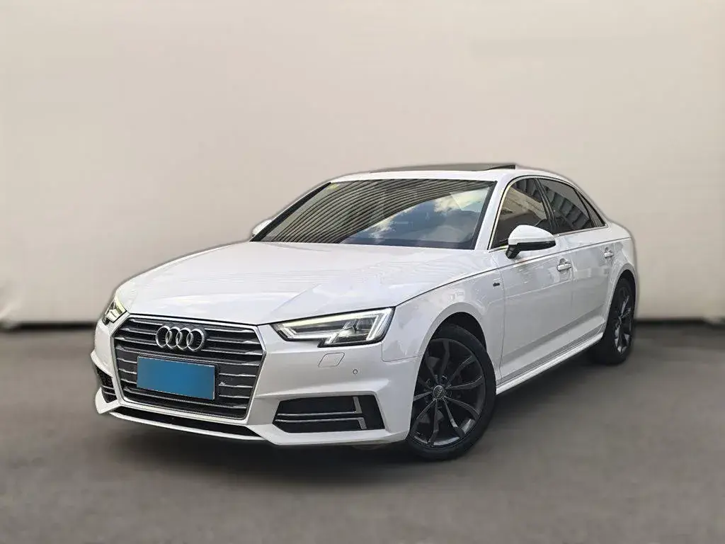 2018 Audi A4L 2.0T 190HP L4 7DCT