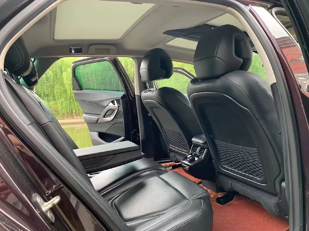 2013 DS 5 1.6T 200HP L4 6AT,autocango,china used car exporter,china ev exporter,chinese used car exporter,chinese used ev exporter