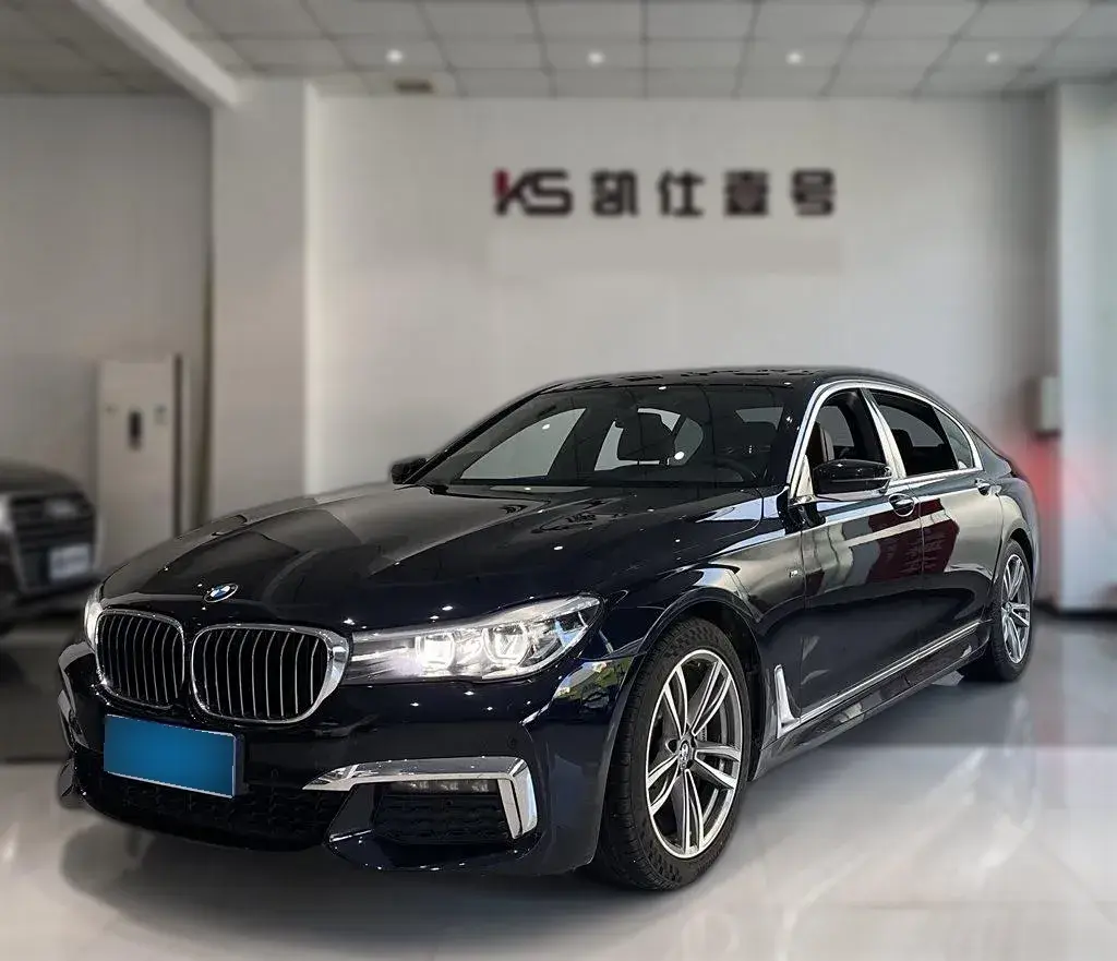 2018 BMW 7 Series 2.0T 258HP L4 8AT