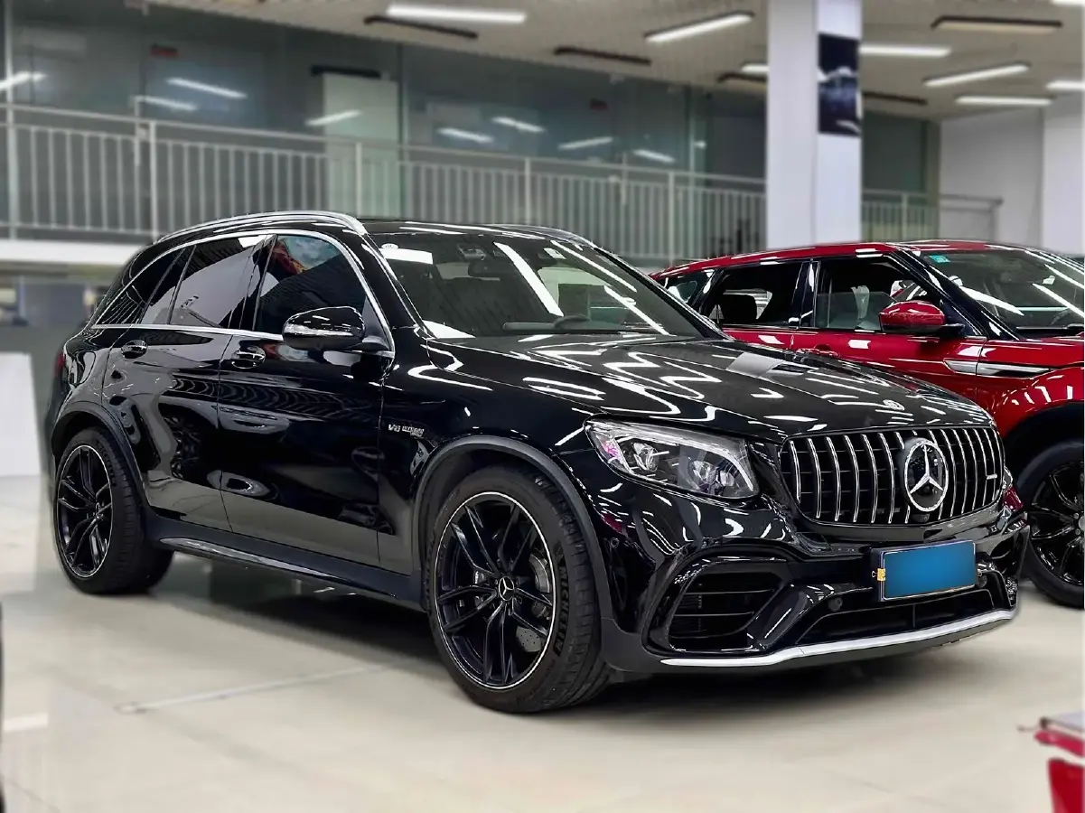 2018 Mercedes-Benz GLC AMG 4.0T 476HP V8 9AT