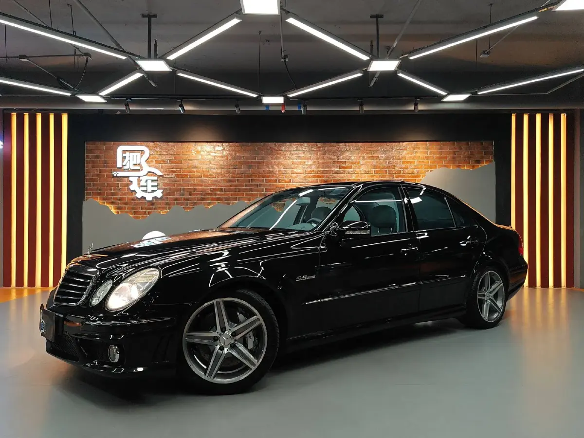 2007 Mercedes-Benz E AMG 6.2L 514HP V8 7AT